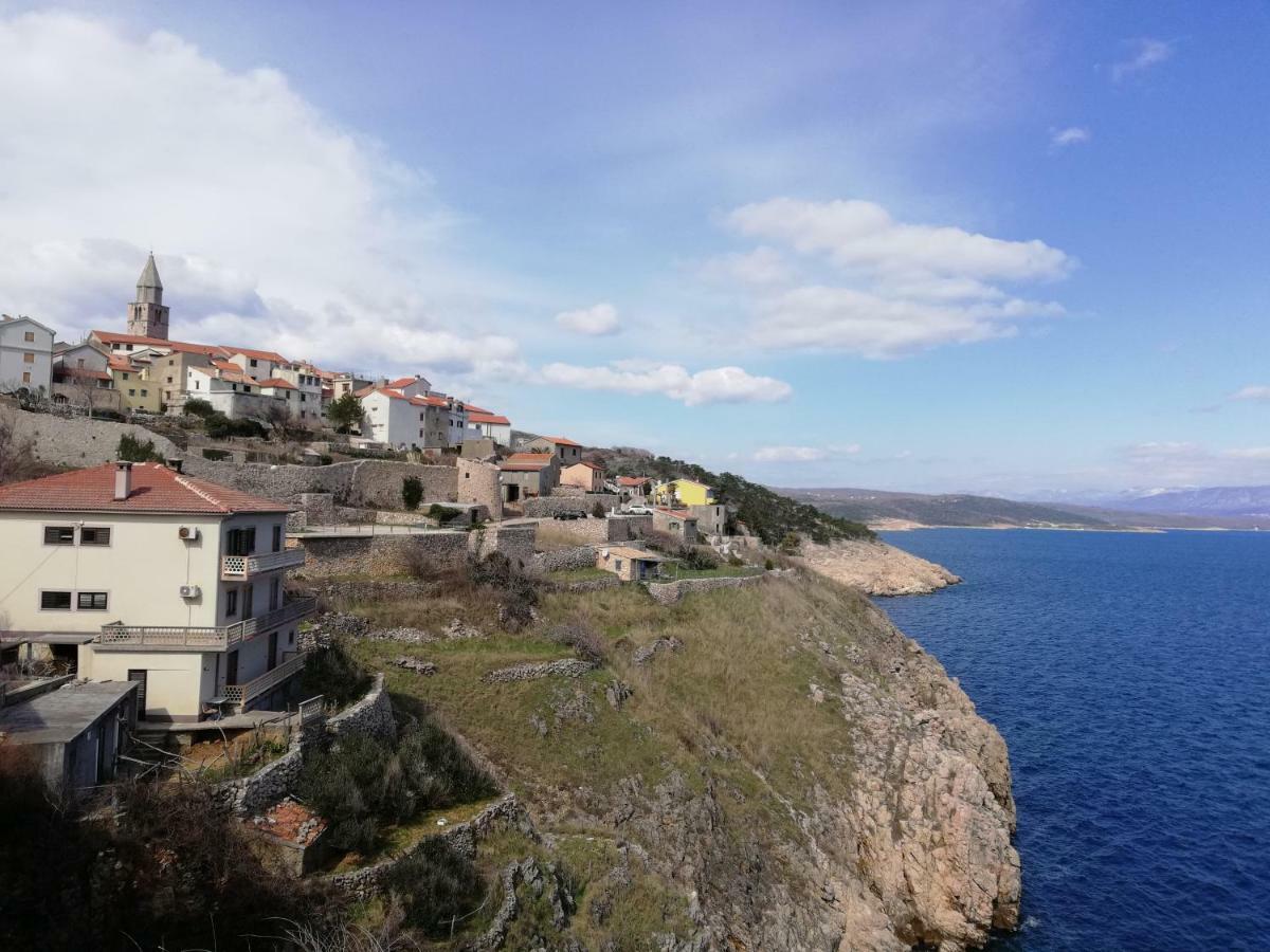 Vrbenka * Vrbnik (Primorje-Gorski Kotar)